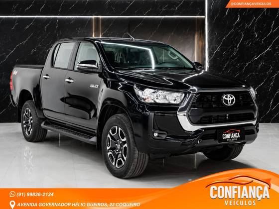 TOYOTA HILUX 2.7 VVT-i FLEX CD SRV 4X4 AUTOMÁTICO TOYOTA HILUX 2.7 VVT-i FLEX CD SRV 4X4 AUTOMÁTICO